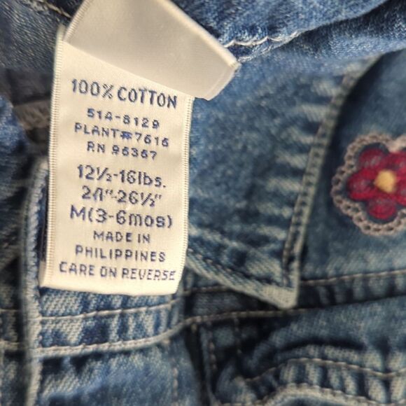 Oshkosh baby bgosh Y2K floral embroidered denim jacket infant size 3/6 months - Picture 2 of 9